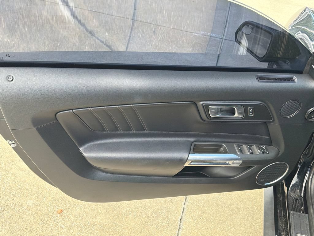 Used 2020 Ford Mustang GT Premium RWD image 15