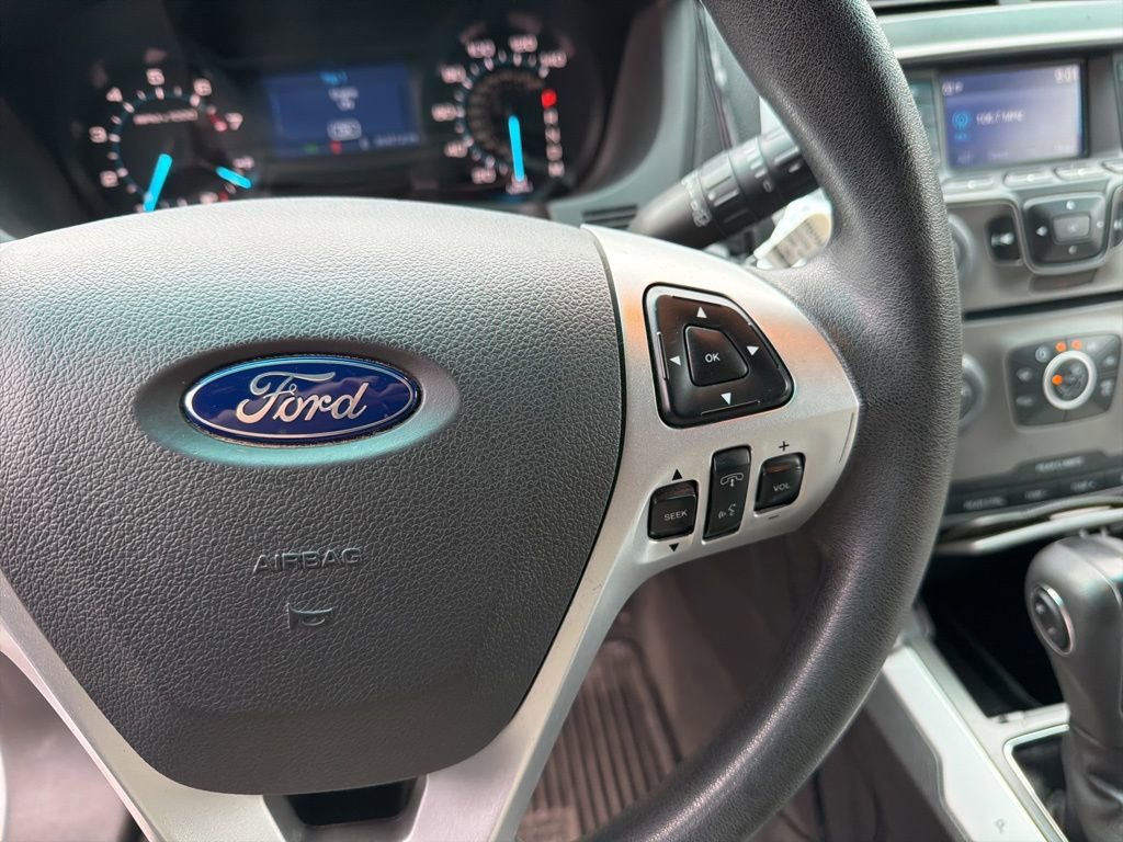 Used 2015 Ford Explorer 4WD image 16