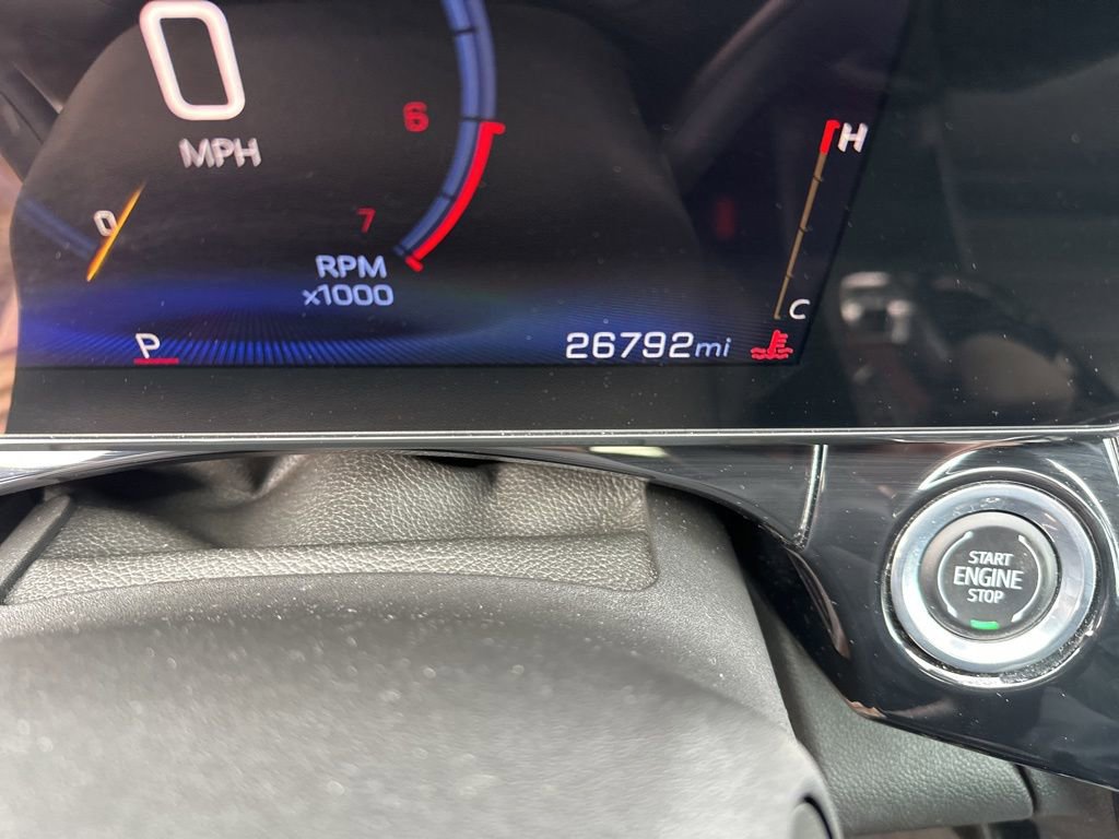 Used 2024 Chevrolet Trax RS w/ Sunroof Package image 10