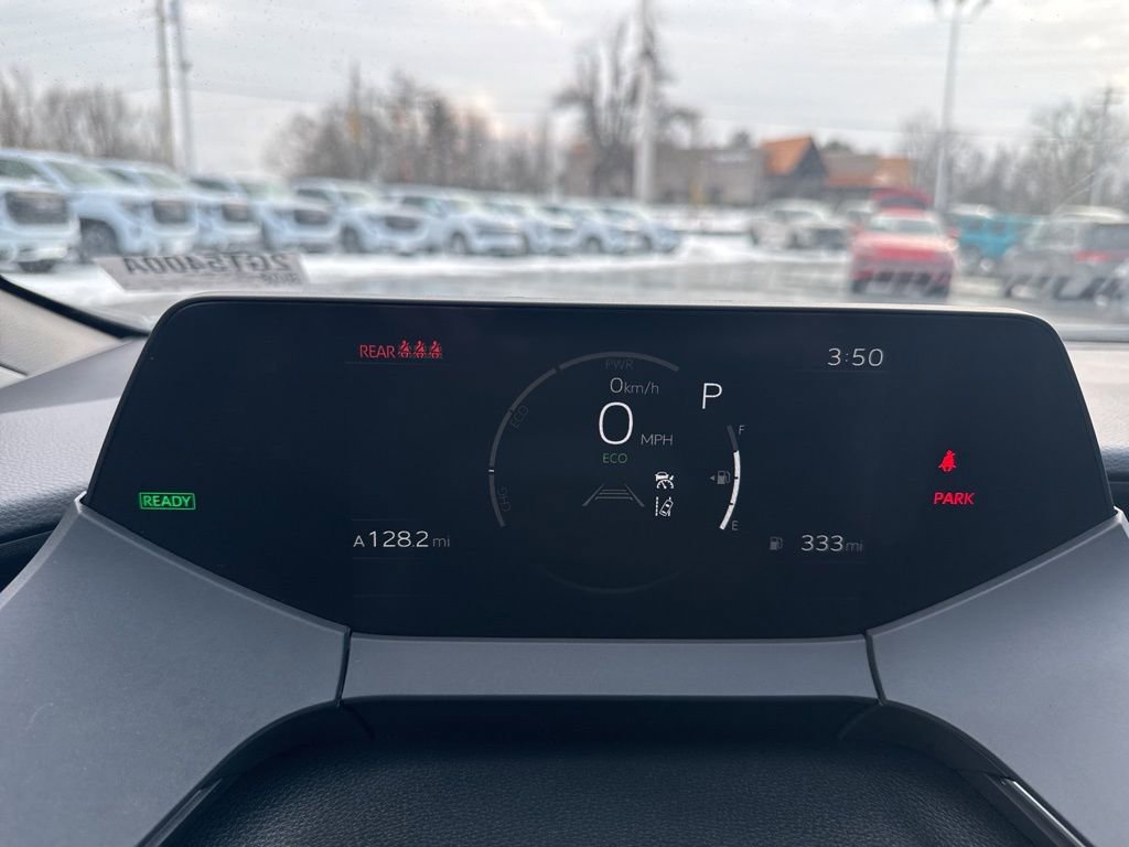 Used 2024 Toyota Prius XLE image 27