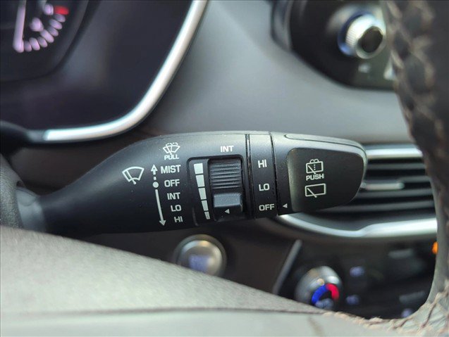 Used 2020 Hyundai Santa Fe SEL FWD image 16