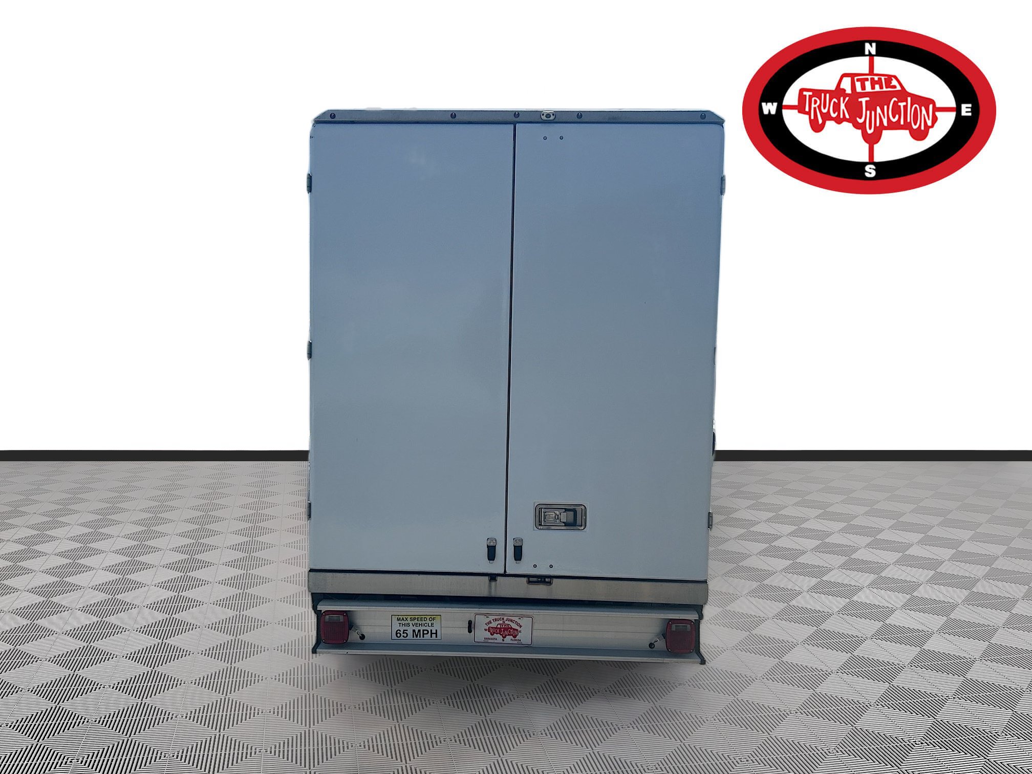 Used 2023 Ford E-350 and Econoline 350 Super Duty w/ Power Windows & Locks Group RWD image 6