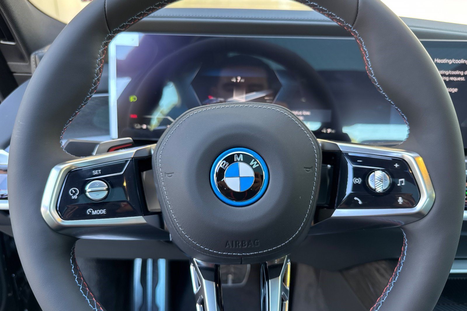 New 2026 BMW i7 M70 w/ Executive Package AWD/4WD image 21