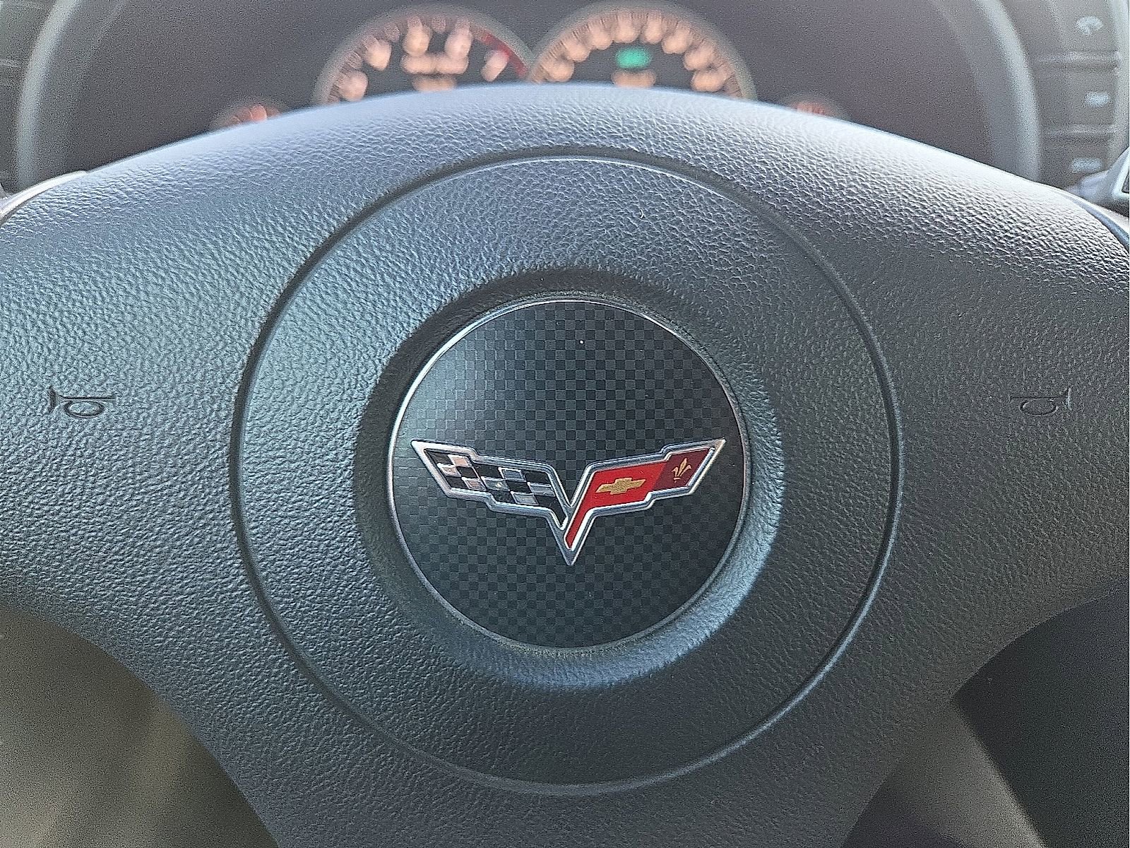 Used 2006 Chevrolet Corvette Convertible w/ Preferred Equipment Group RWD image 17