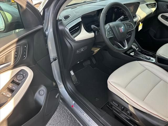New 2026 Buick Encore GX Avenir w/ Avenir Technology Package FWD image 17