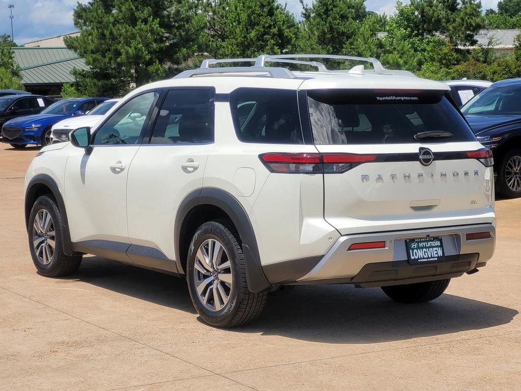Used 2023 Nissan Pathfinder SL w/ Lighting Package (N92) FWD image 6