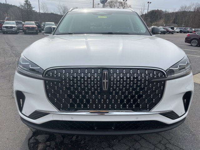New 2025 Lincoln Aviator Reserve w/ Luxury Package image 3