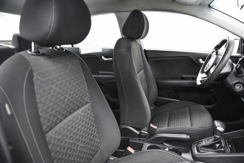 Used 2020 Kia Rio LX image 17