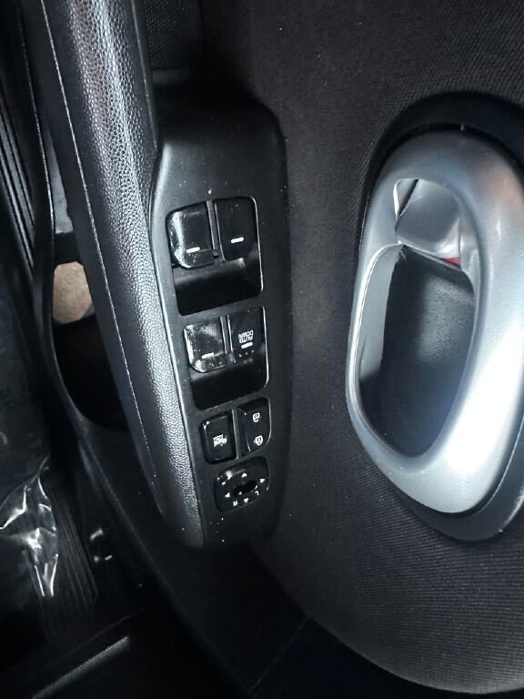 Used 2015 Kia Soul image 20