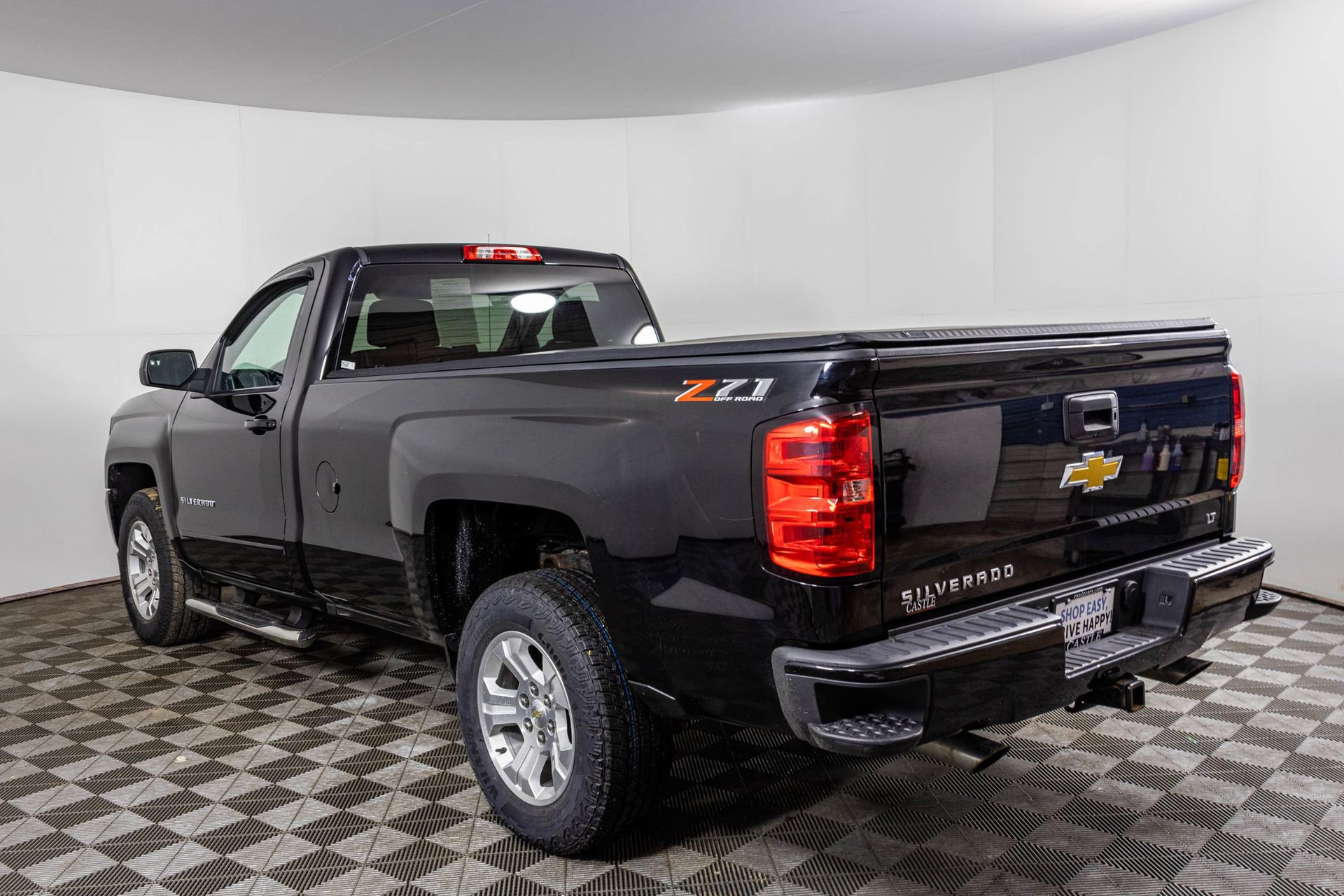Used 2018 Chevrolet Silverado 1500 LT w/ LT Convenience Package AWD/4WD image 28
