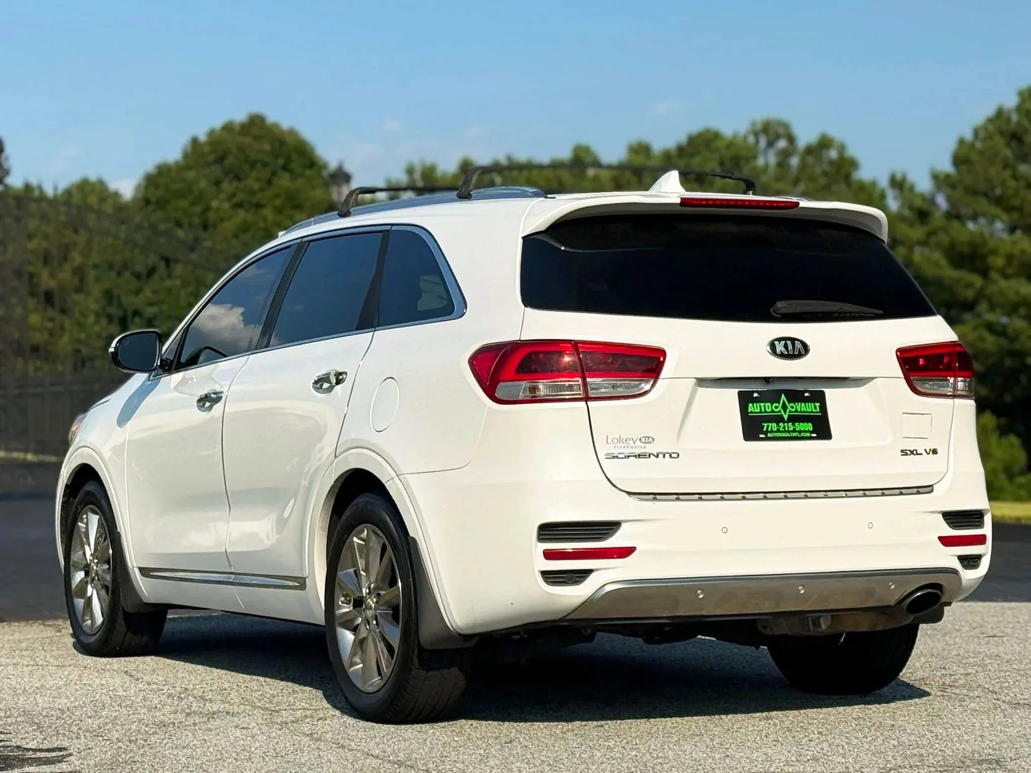 Used 2018 Kia Sorento SX image 8