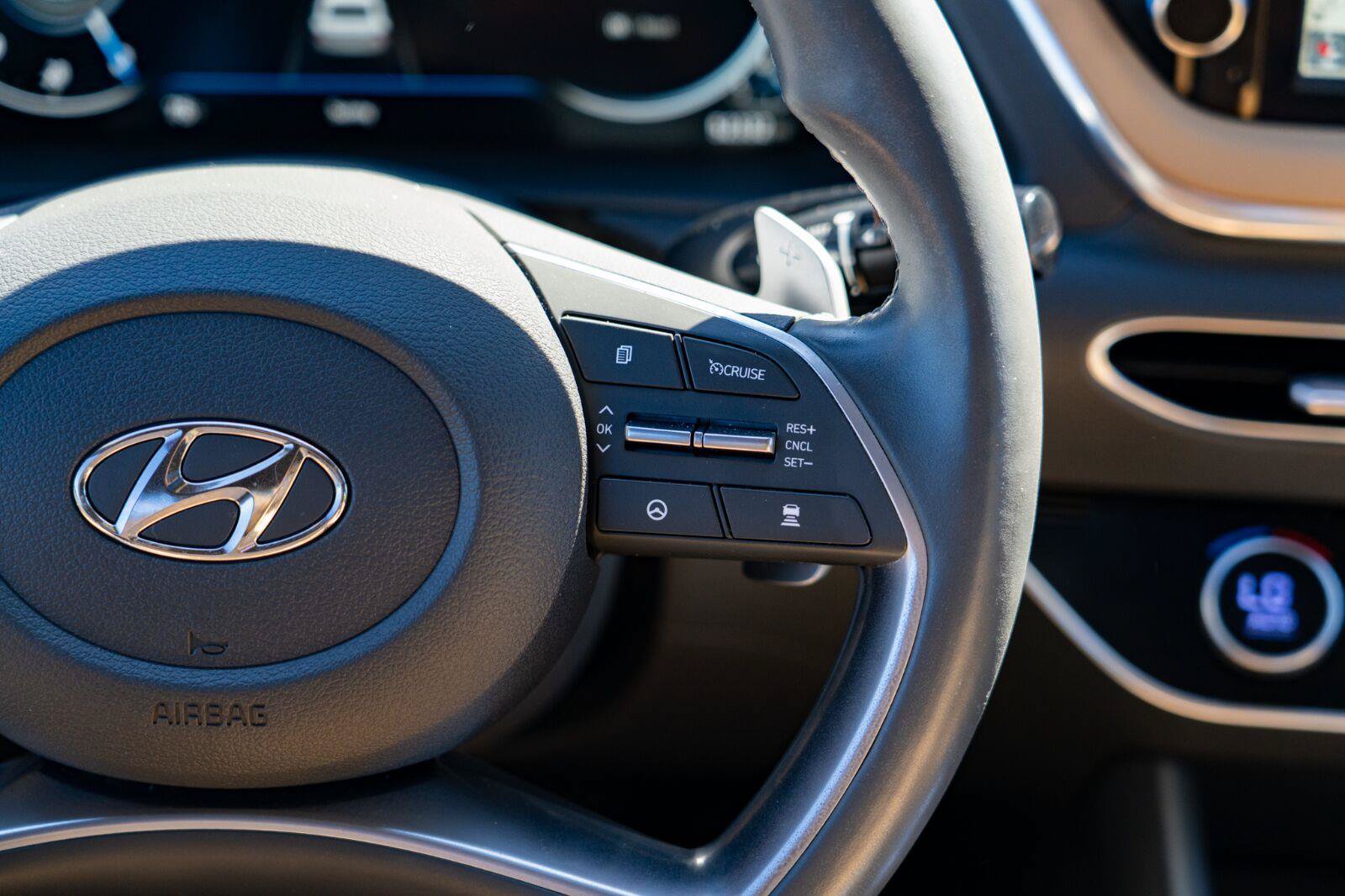 Used 2020 Hyundai Sonata Limited FWD image 19