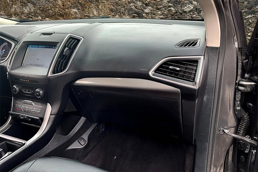 Used 2019 Ford Edge SEL w/ Equipment Group 201A image 14