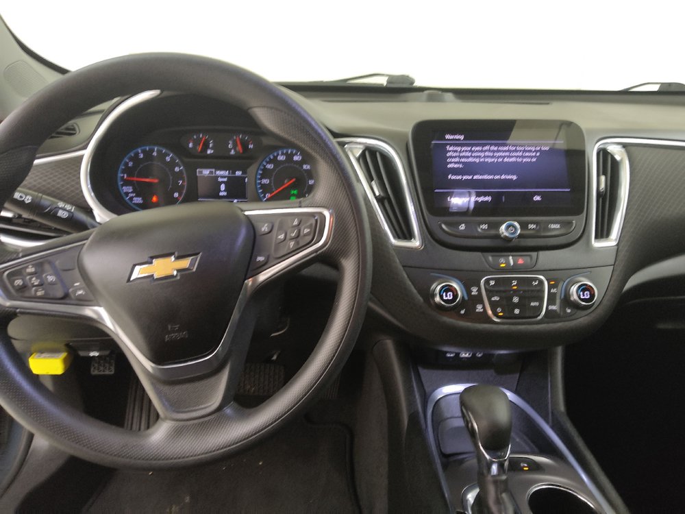 Used 2021 Chevrolet Malibu LT FWD image 22