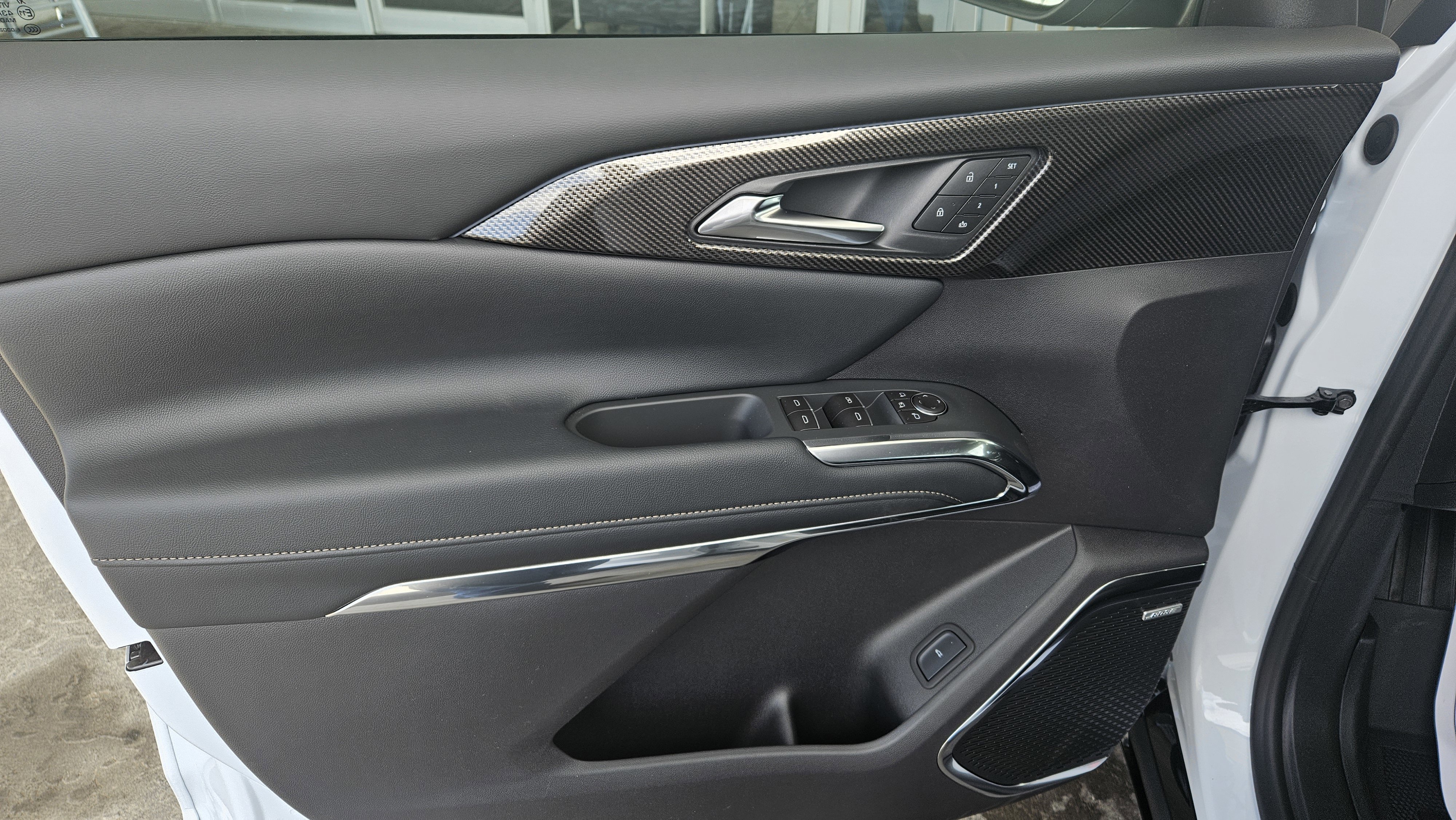 New 2026 Chevrolet Traverse High Country w/ LPO, Floor Liner Package image 10