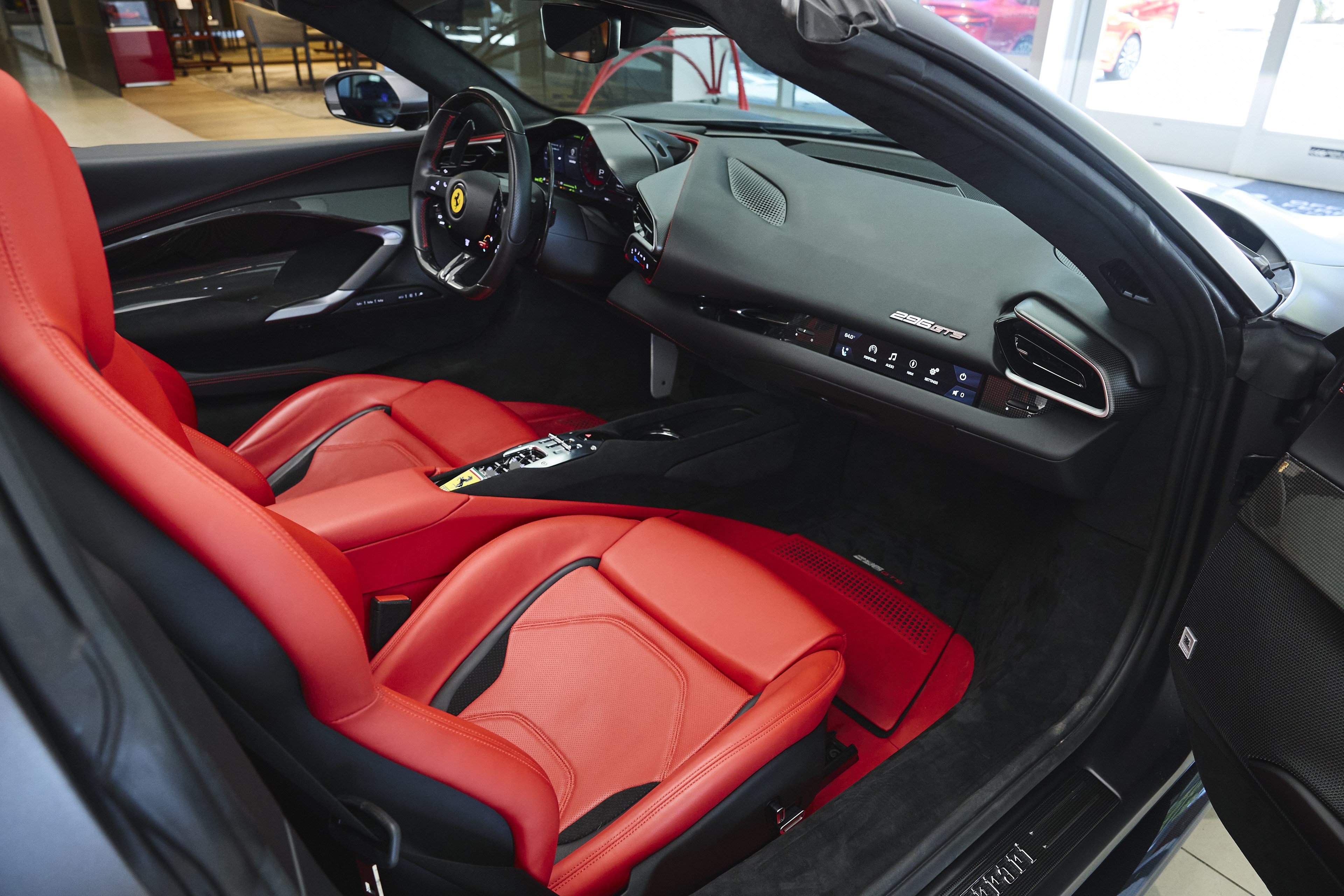 Used 2023 Ferrari 296 GTS RWD image 16