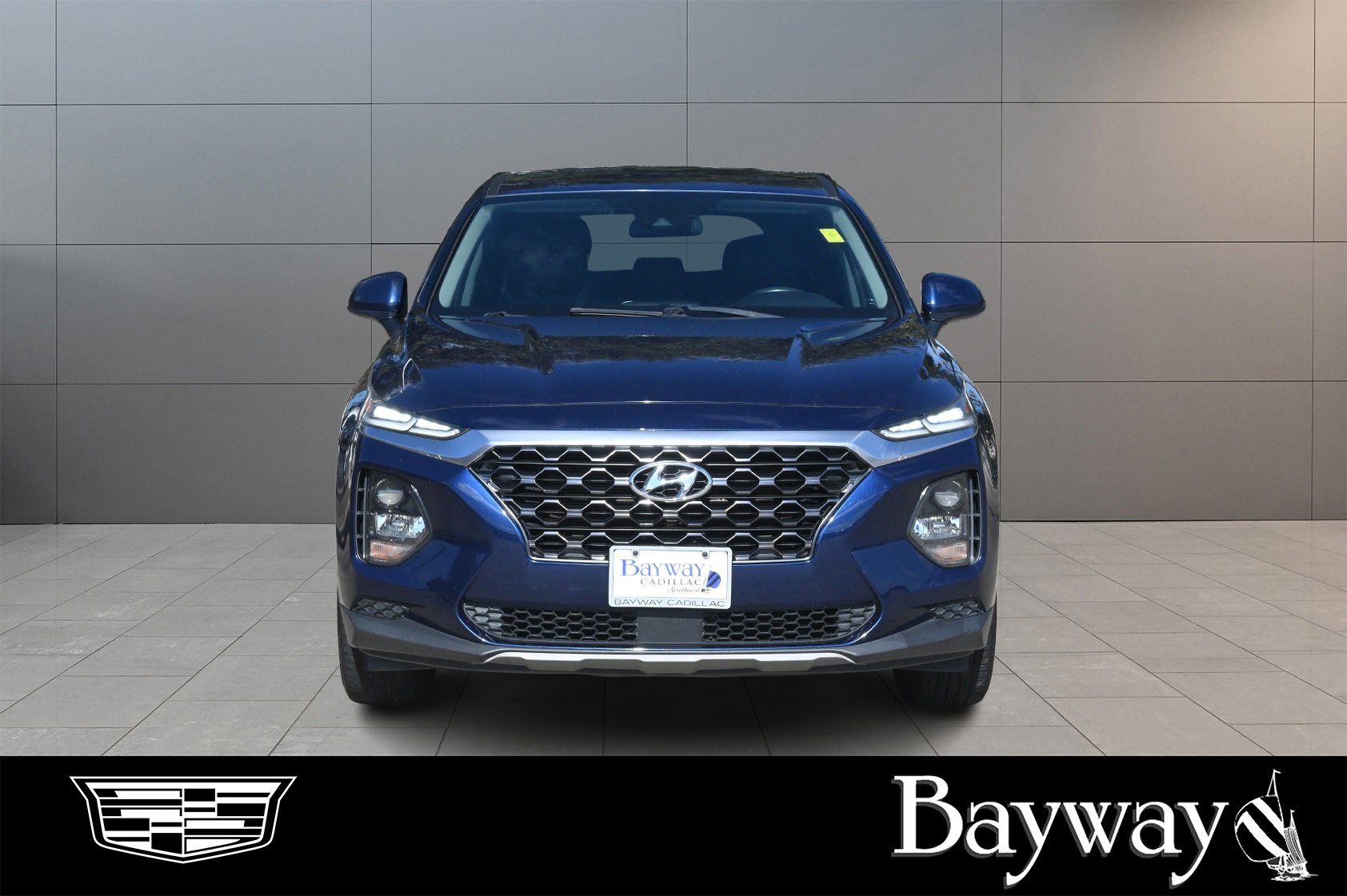 Used 2019 Hyundai Santa Fe SE image 2