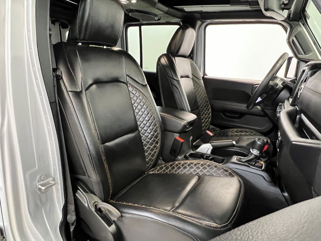 Used 2022 Jeep Wrangler Unlimited Sahara image 13