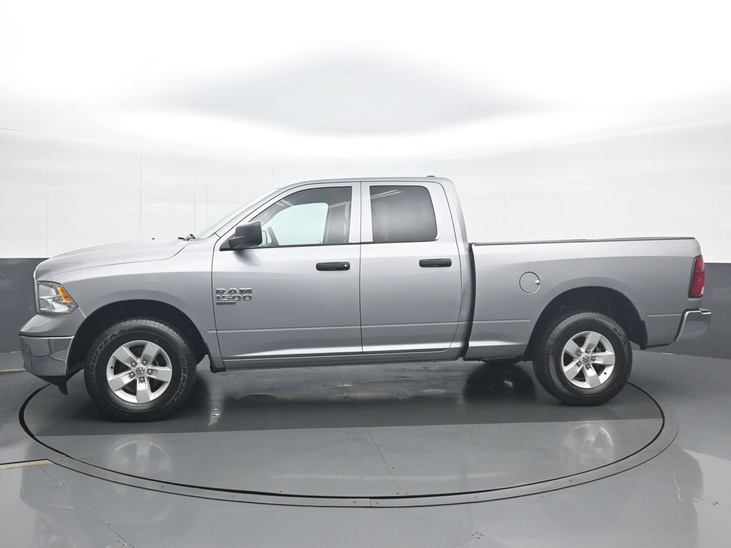 Used 2024 RAM 1500 Classic SLT AWD/4WD image 3