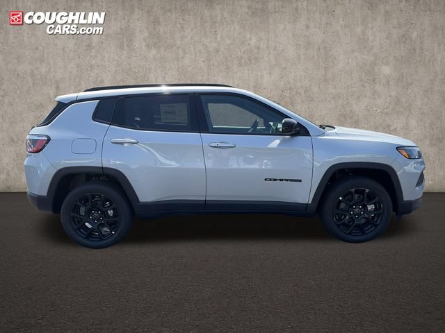 New 2026 Jeep Compass Latitude AWD/4WD image 9