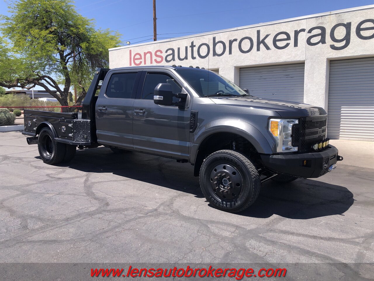 Used 2017 Ford F450 Lariat AWD/4WD image 4