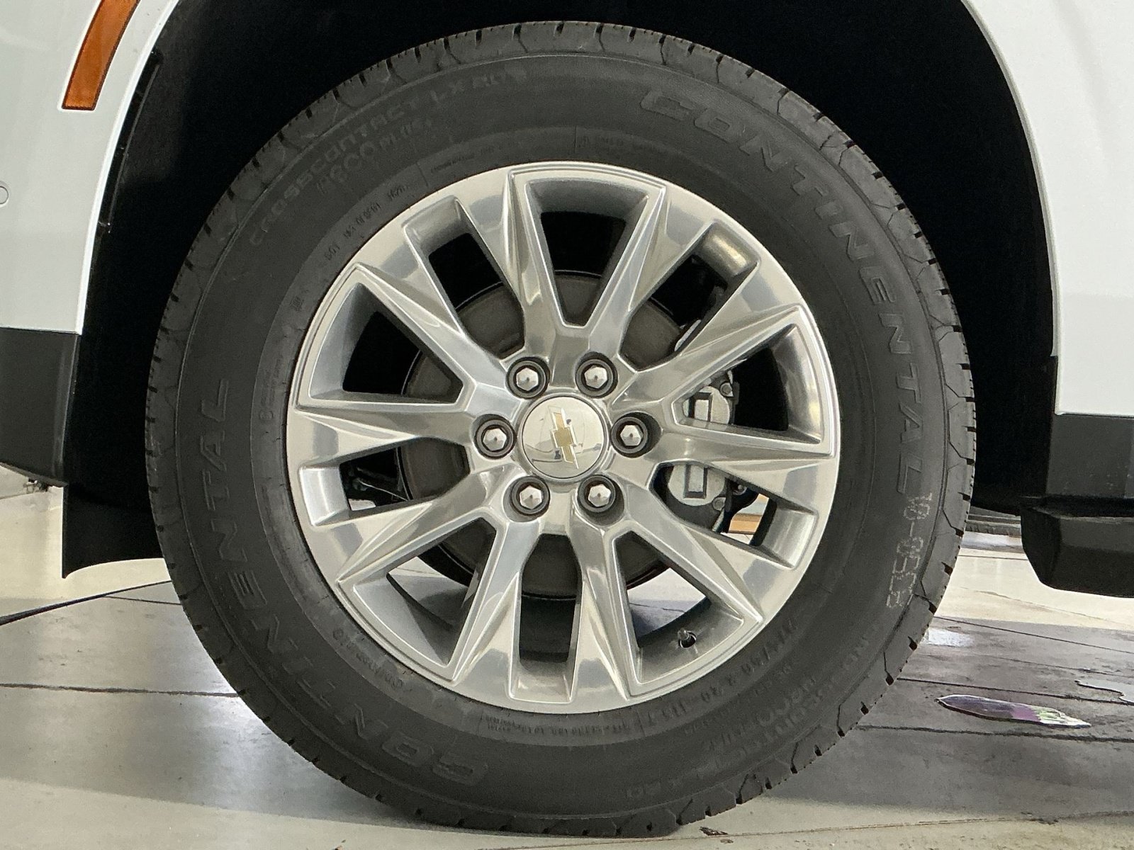 New 2026 Chevrolet Suburban Premier AWD/4WD image 13