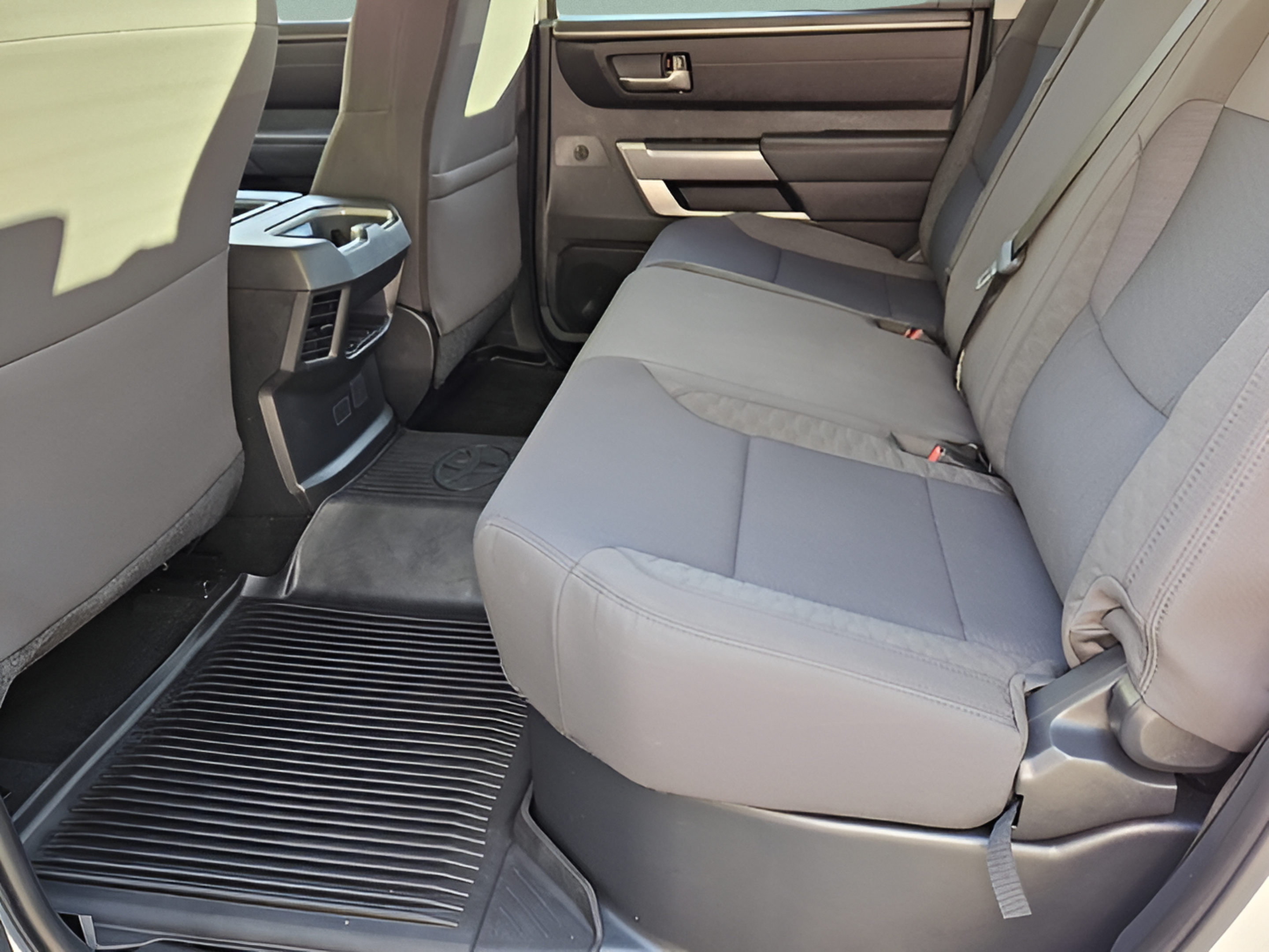 Used 2023 Toyota Tundra SR5 w/ SR5 Convenience Package AWD/4WD image 9