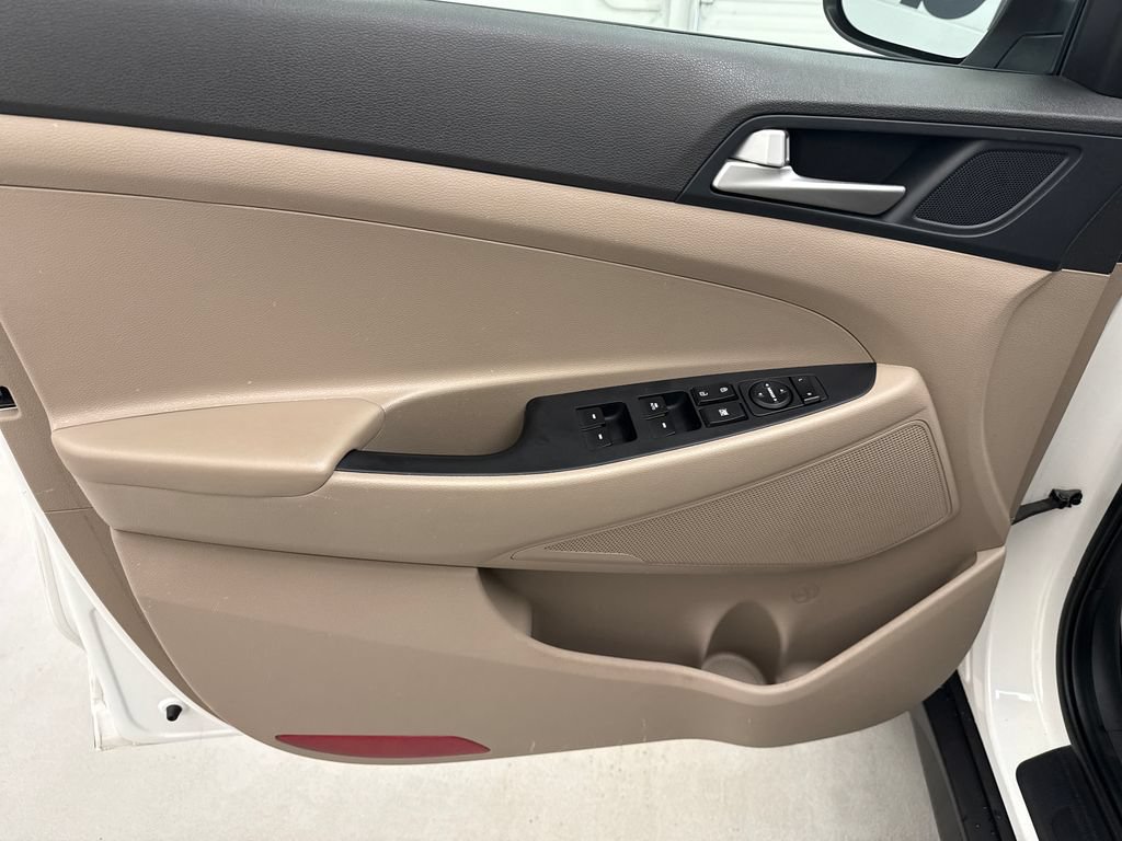 Used 2021 Hyundai Tucson Value AWD/4WD image 10