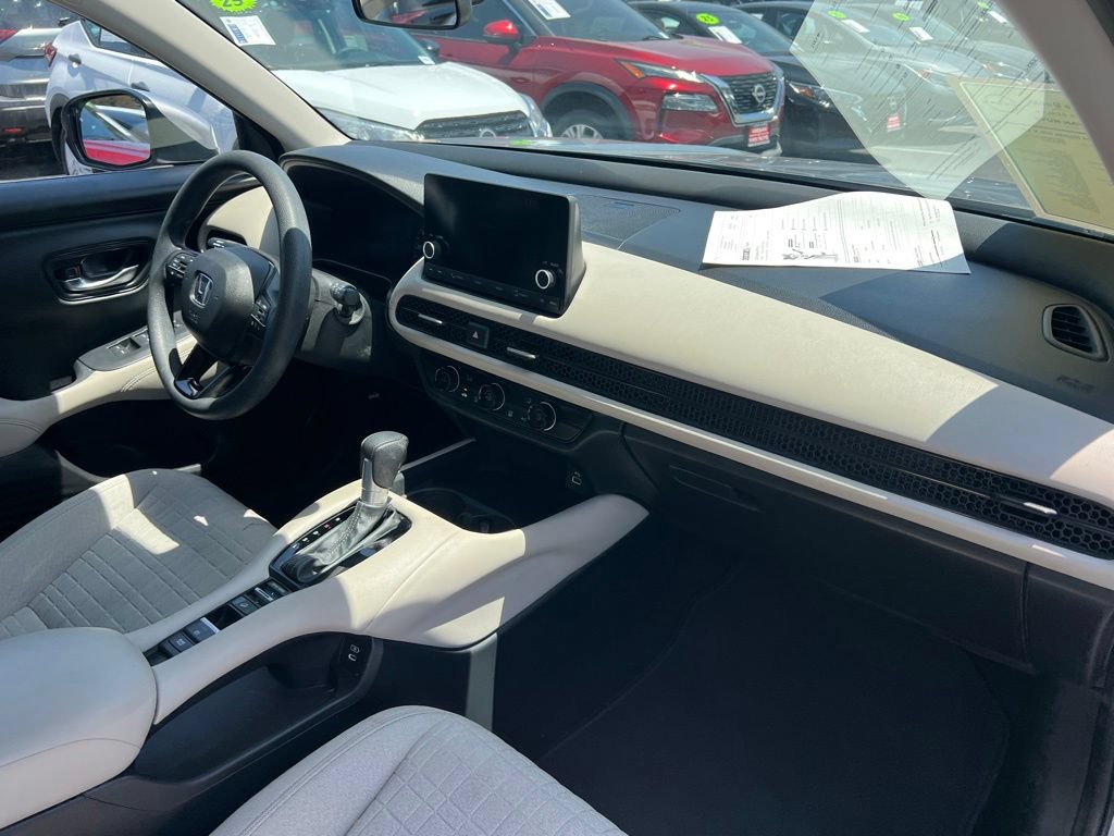 Used 2024 Honda HR-V LX image 15
