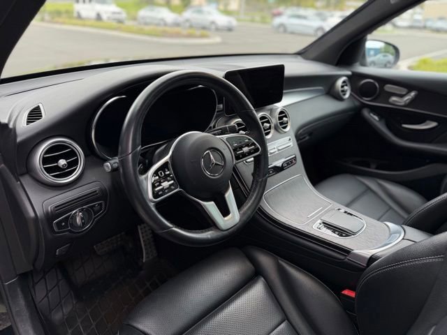 Used 2022 Mercedes-Benz GLC 300 4MATIC image 16