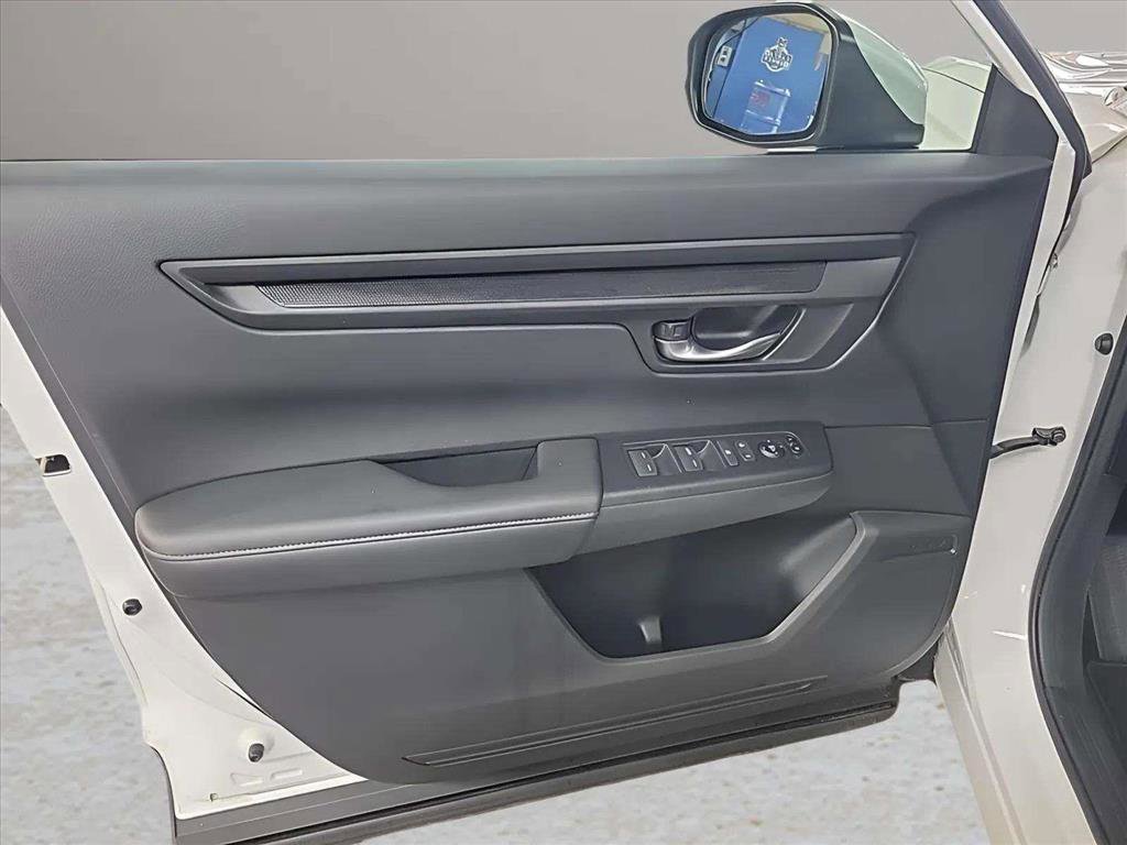 Used 2024 Honda CR-V LX image 15