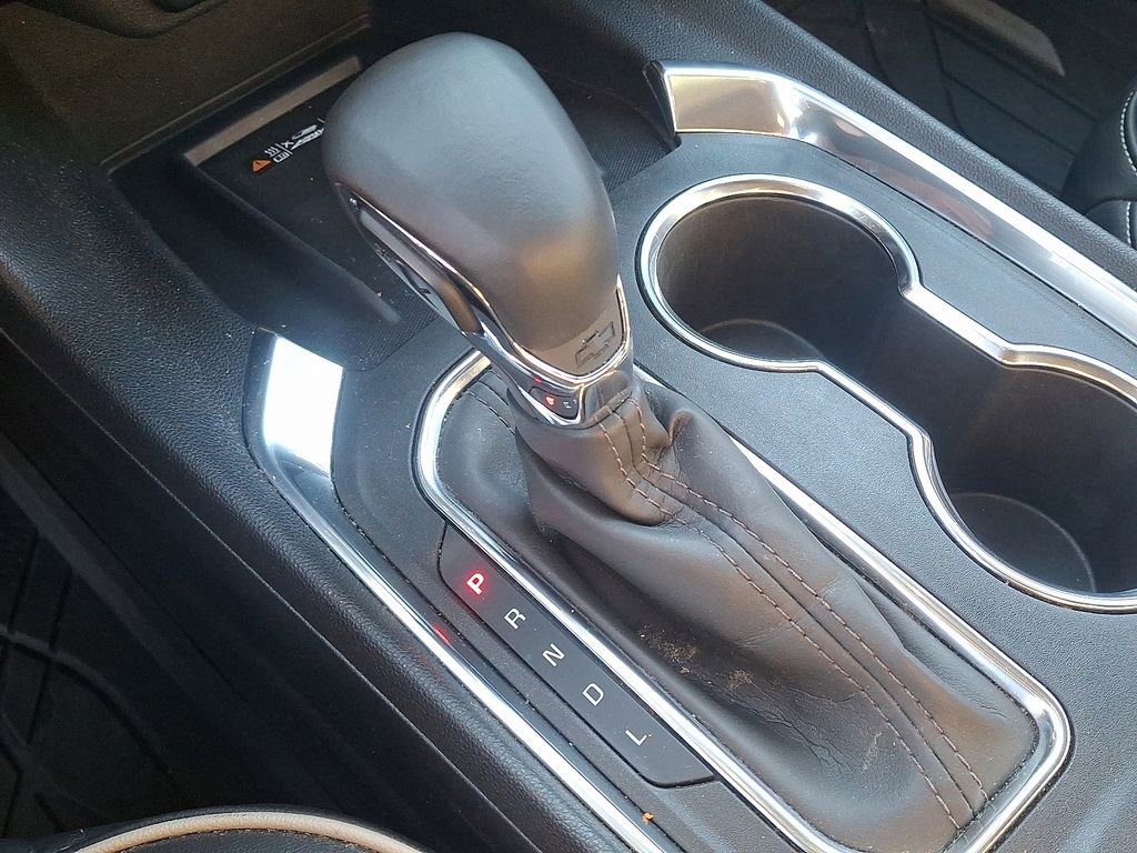 Used 2023 Chevrolet Traverse Premier w/ LPO, Floor Liner Package image 15