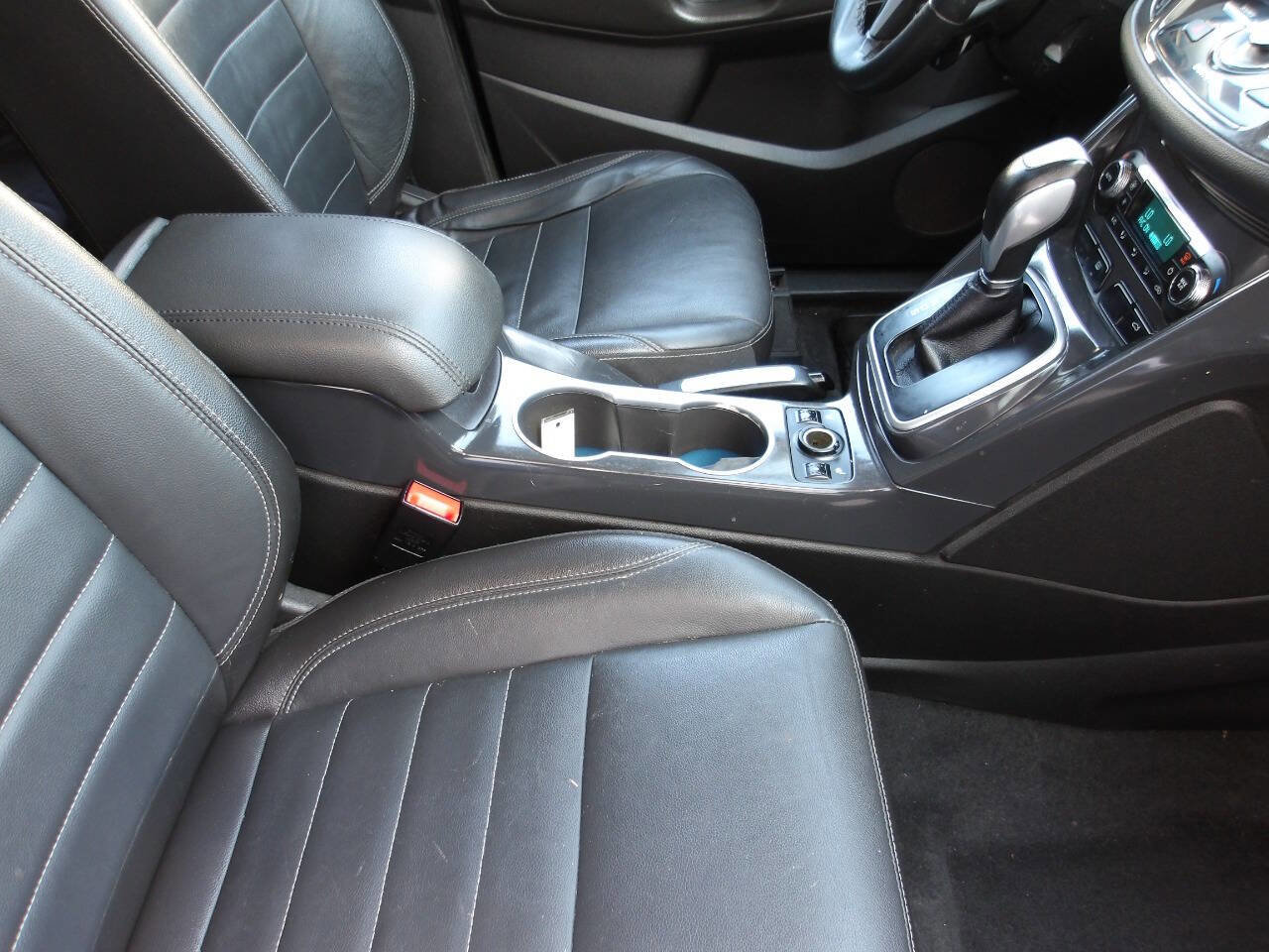 Used 2014 Ford Escape Titanium AWD/4WD image 27