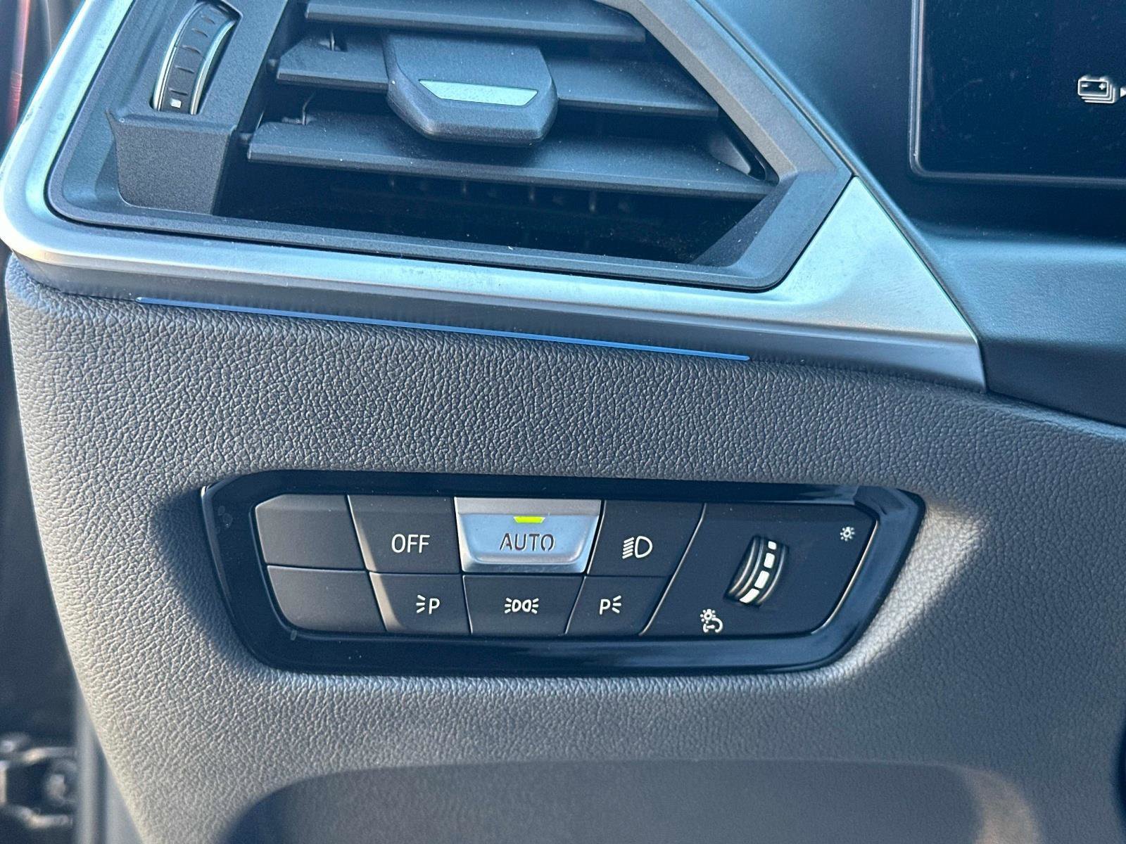 Used 2023 BMW i4 eDrive35 w/ Premium Package image 27