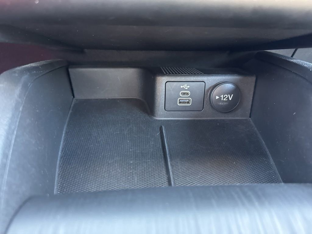 Used 2025 Ford Escape ST-Line image 16