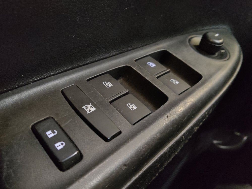 Used 2021 Chevrolet Spark LT FWD image 27