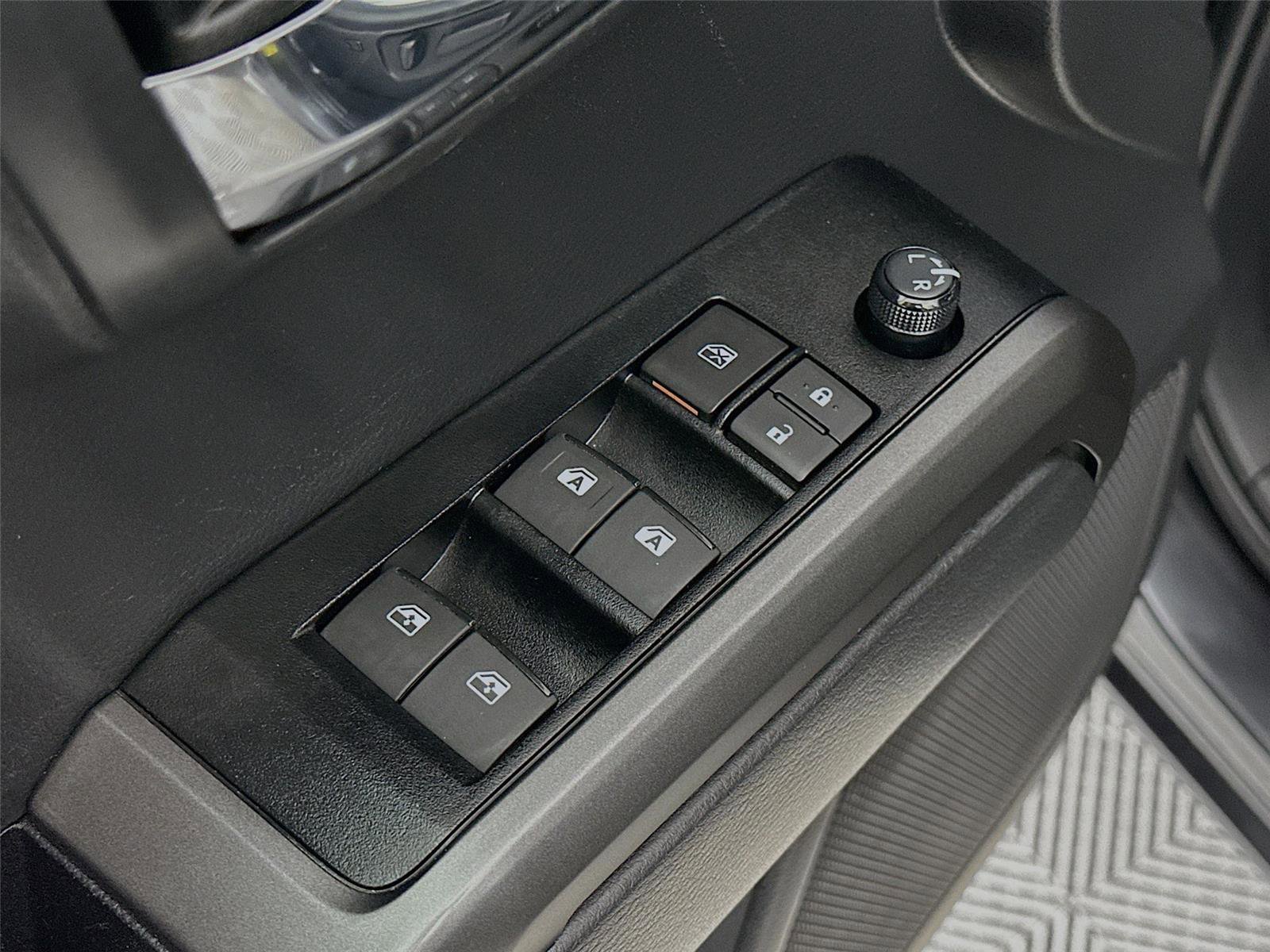 Certified 2023 Toyota Tacoma TRD Off-Road image 19