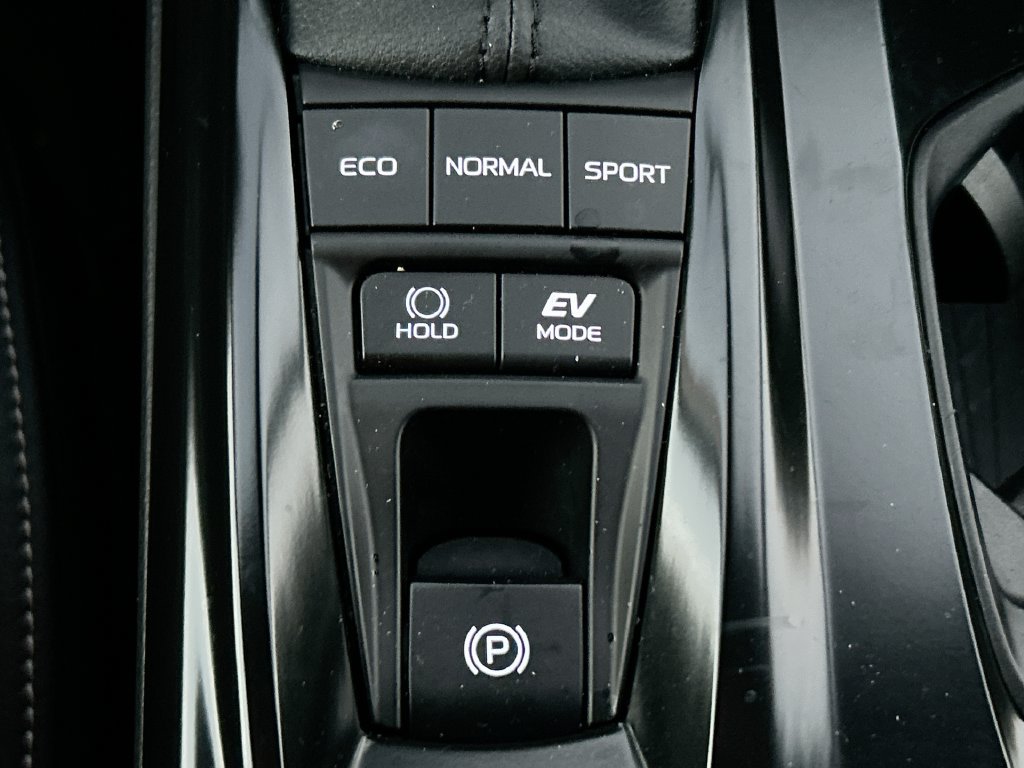 Used 2026 Toyota Camry SE FWD image 34