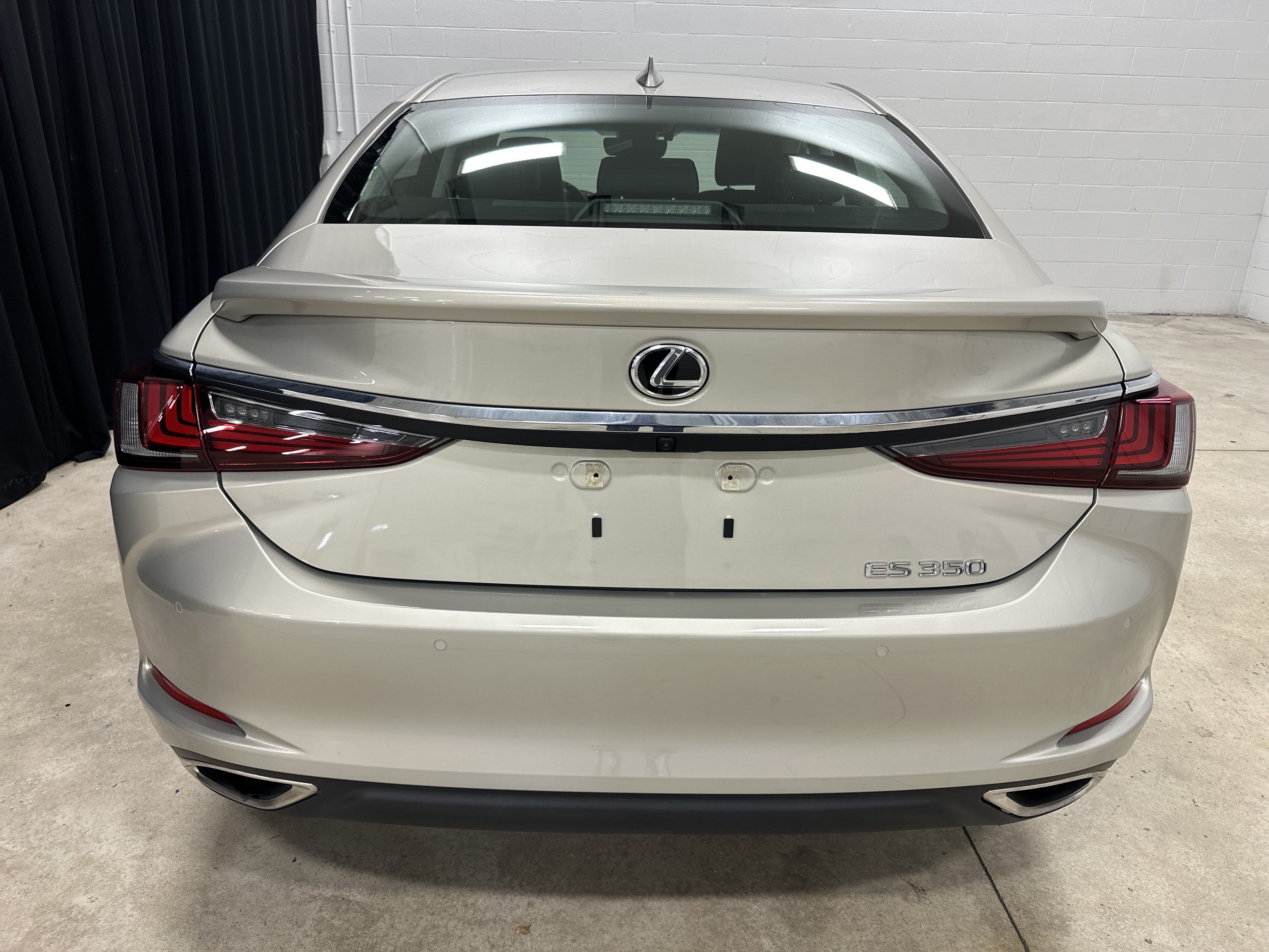 Certified 2023 Lexus ES 350 w/ Premium Package FWD image 32