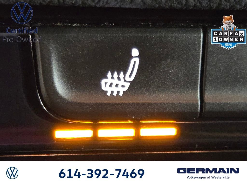 Used 2024 Volkswagen Jetta SE w/ Panoramic Sunroof Package FWD image 32