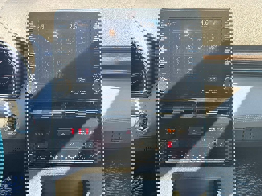 Used 2019 Toyota Avalon XLE w/ Moonroof Package image 20