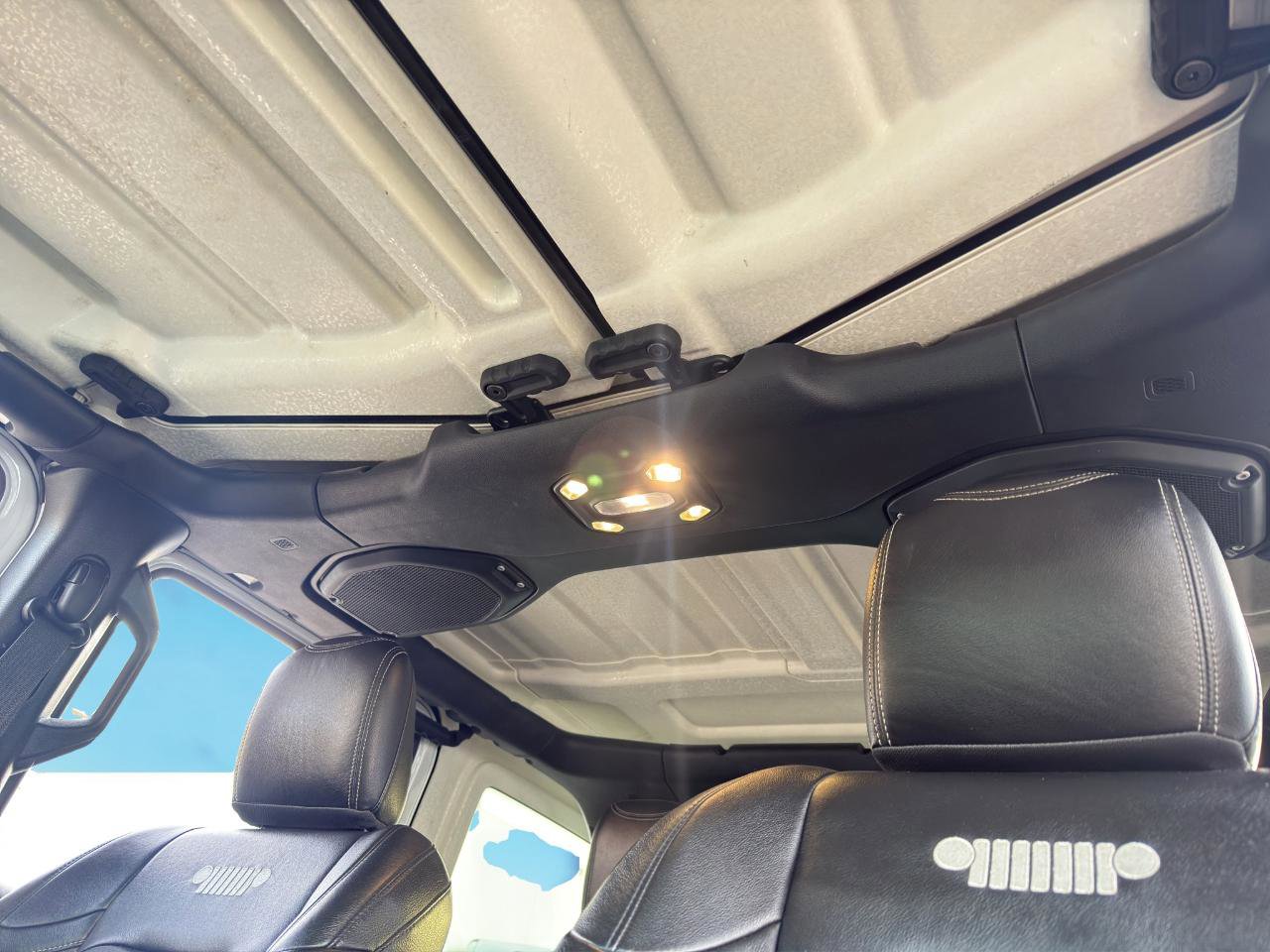 Used 2020 Jeep Wrangler Unlimited Sport S image 26