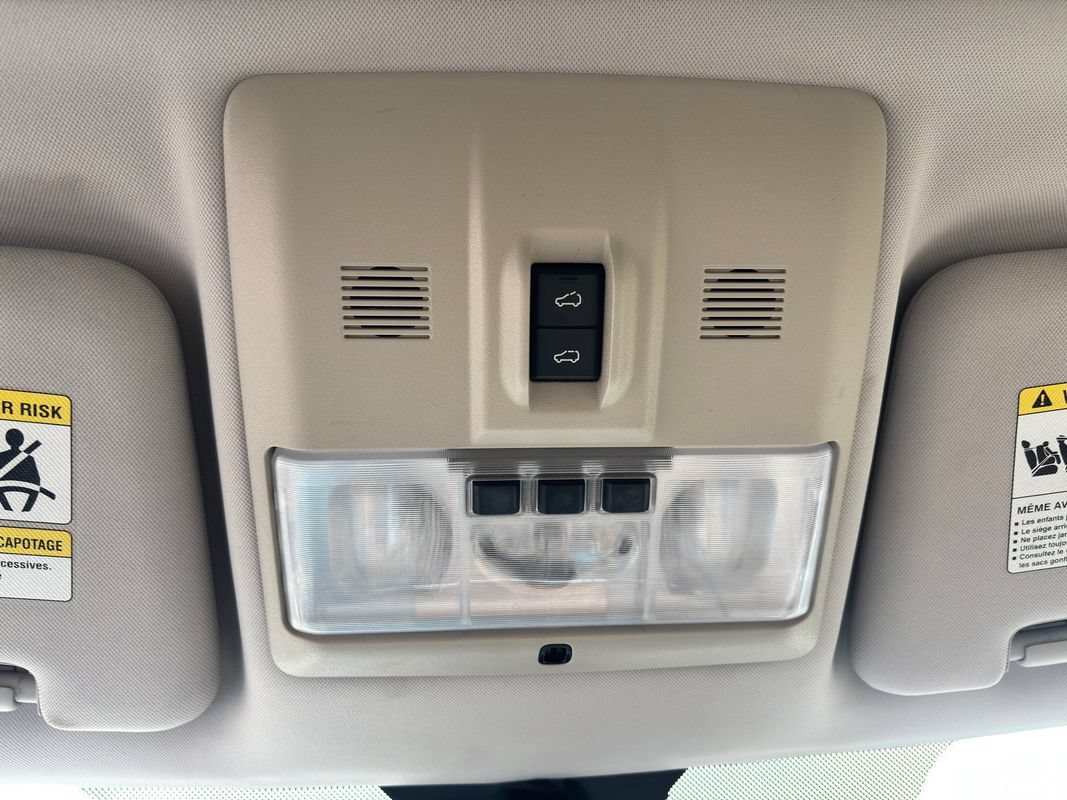 Used 2011 Land Rover LR4 HSE AWD/4WD image 34