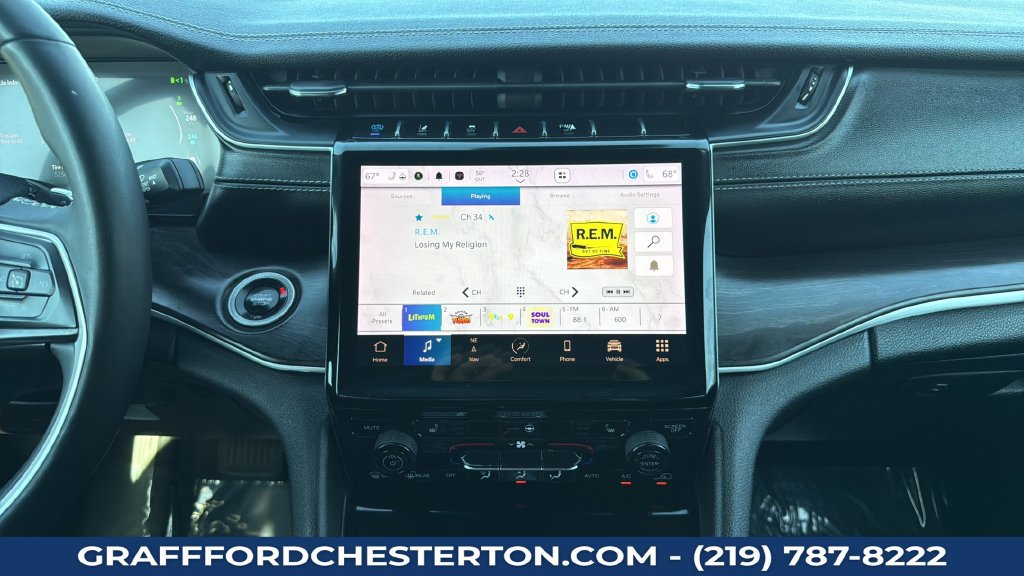 Used 2024 Jeep Grand Cherokee Limited 4xe AWD/4WD image 18
