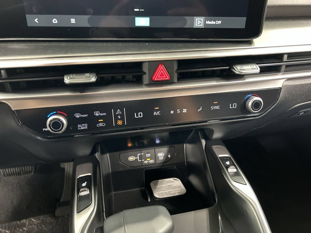 New 2026 Kia Sorento S AWD/4WD image 15