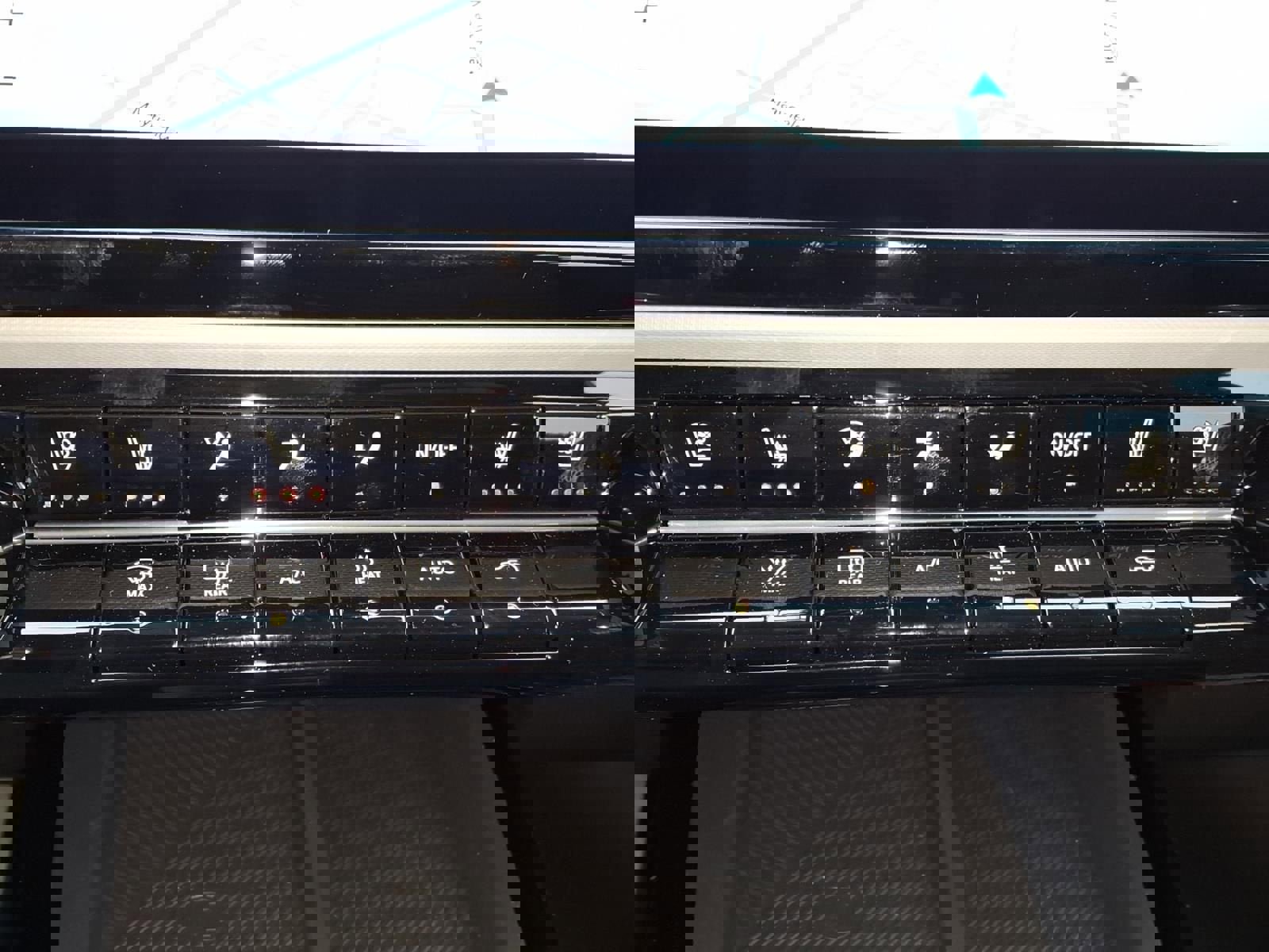 New 2027 Chevrolet Bolt RS w/ Technology Package image 7