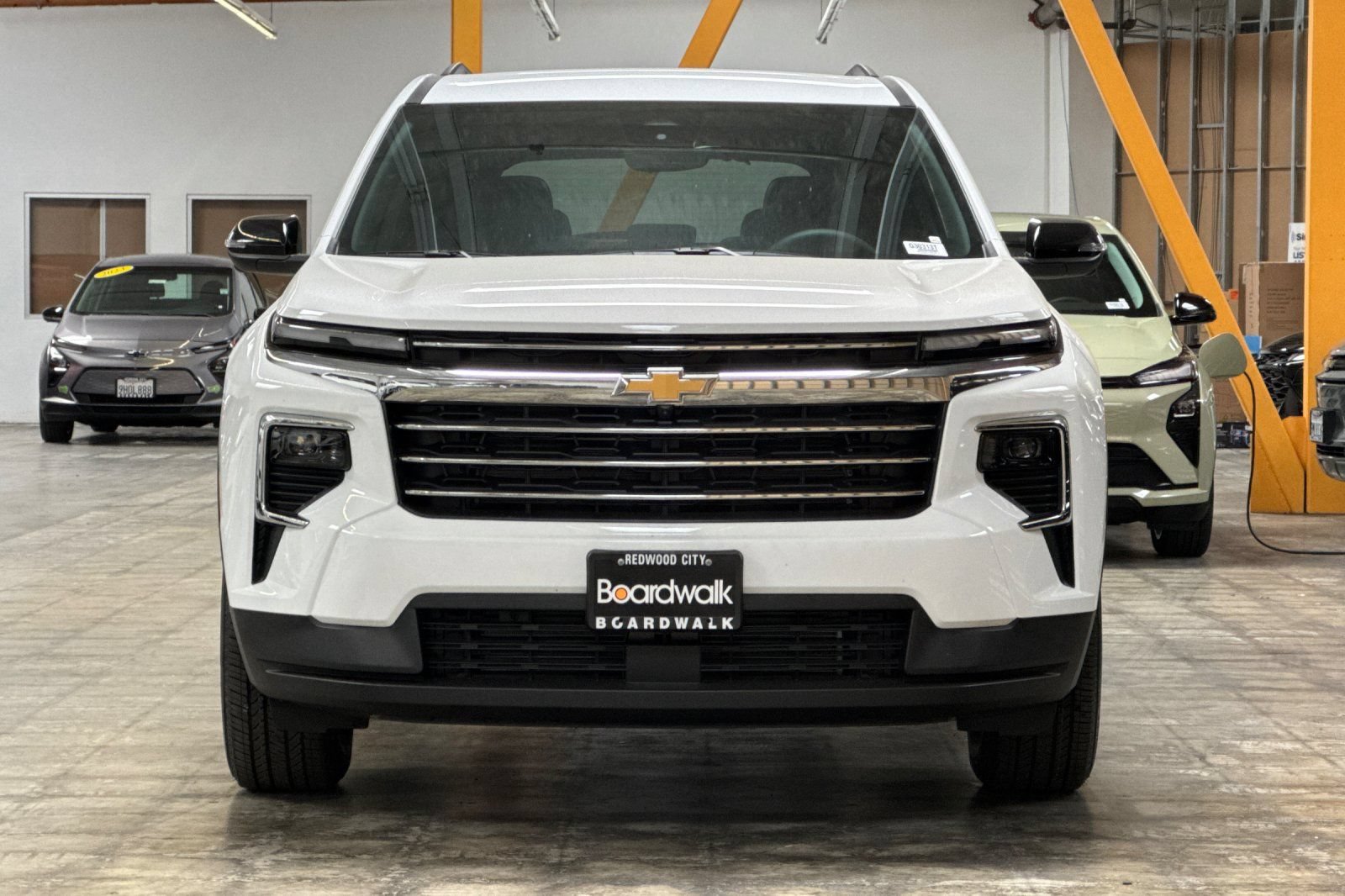 New 2026 Chevrolet Traverse LT w/ Driver Confidence Package FWD image 9