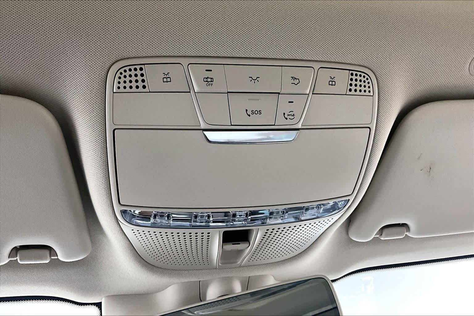 Used 2020 Mercedes-Benz GLC 300 image 31