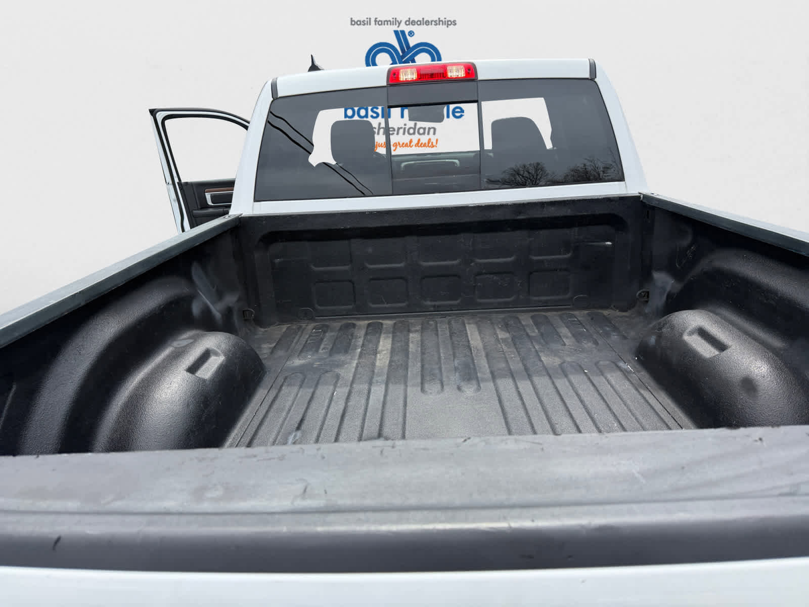 Used 2017 RAM 1500 Laramie w/ Convenience Group image 21