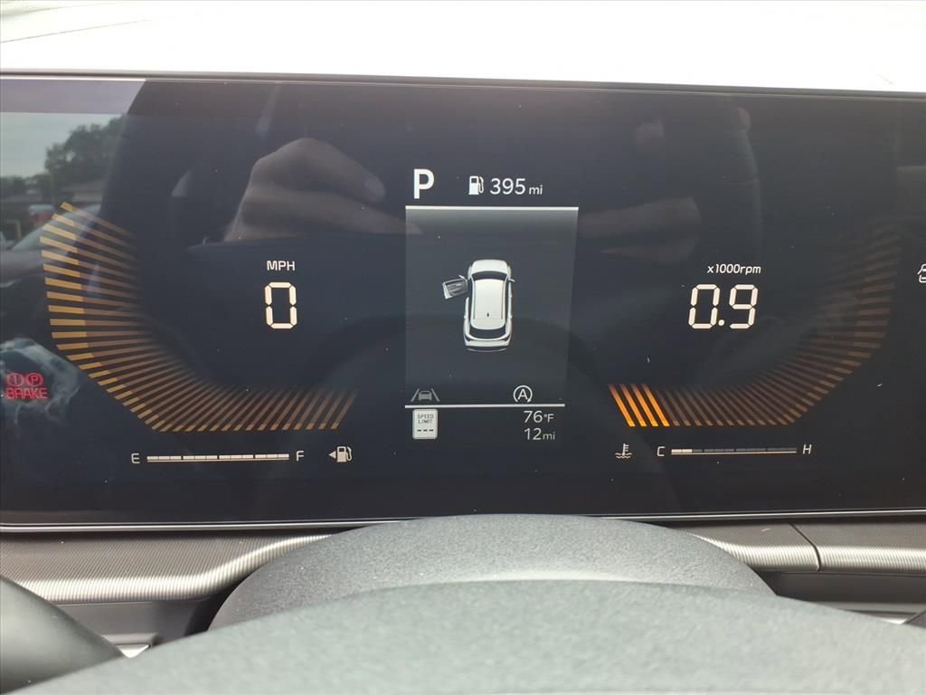 New 2026 Kia Sportage EX w/ EX Panorama Roof Package image 18